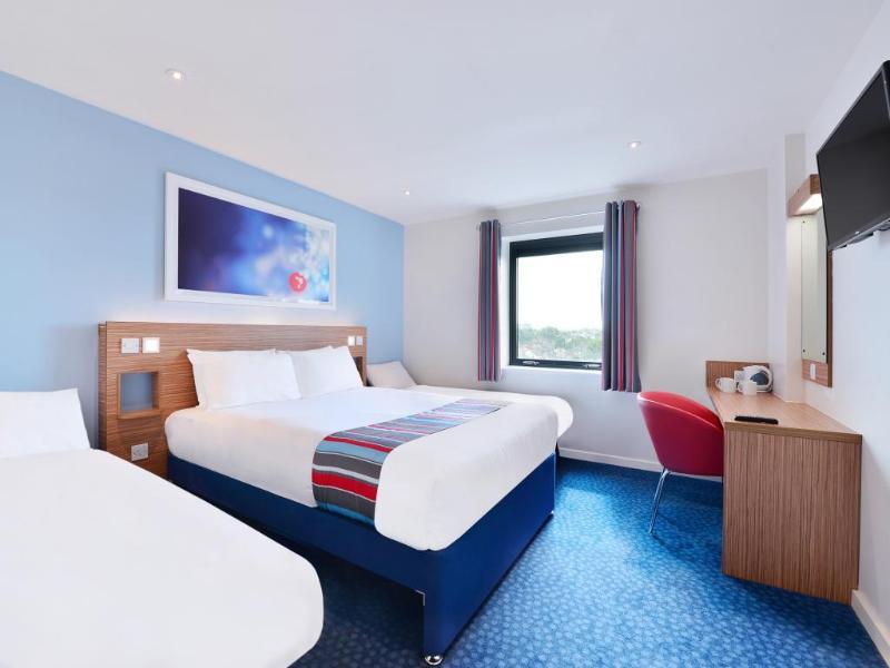 Travelodge London Raynes Park Εξωτερικό φωτογραφία