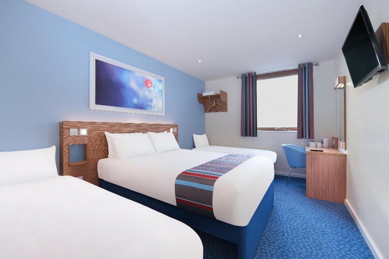 Travelodge London Raynes Park Εξωτερικό φωτογραφία
